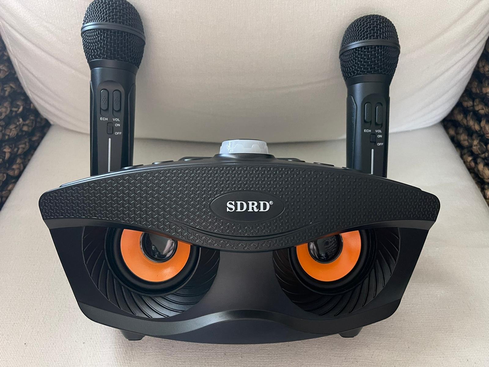 OWL SDRD SD-306 Portable Family Karaoke System Condenser Wireless Stereo Bluetooth Speaker Set With Dual Wireless Microphones - Image 9